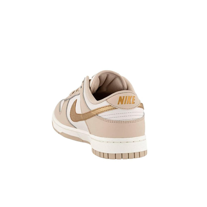 SB Dunk – Gold Swoosh